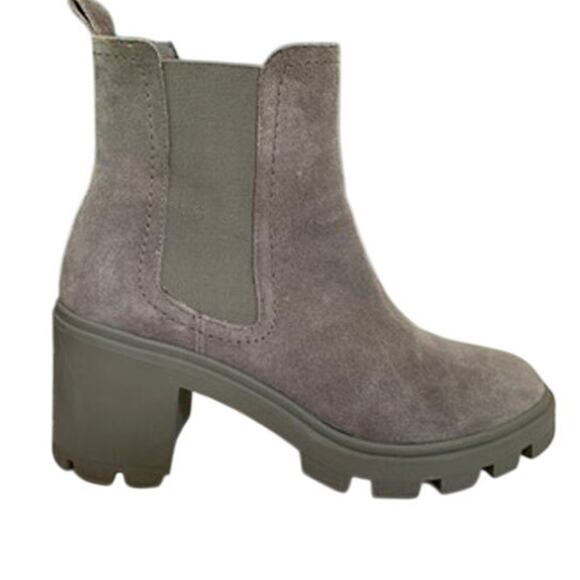 Splendid Shoes - Splendid Melissa Gray Suede Lug Sole Chelsea Ankle Boot Size 8.5
